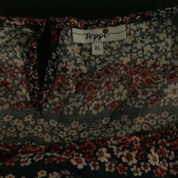 Poppi Womens Multi Color All Over Floral Print Short Bell Sleeve Blouse Size XL - Picture 5 of 8